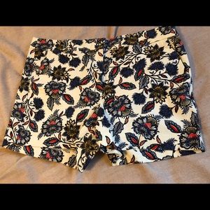 Beautiful LOFT shorts! Perfect for cruises.